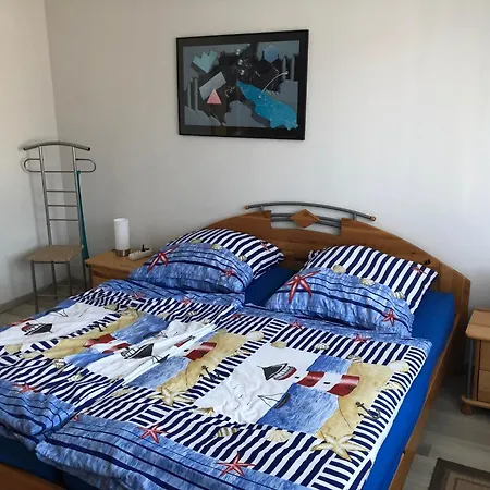 Haus Nordseewind بيت للعطل Hage